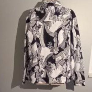 Stretchy black and white pattern jacket.